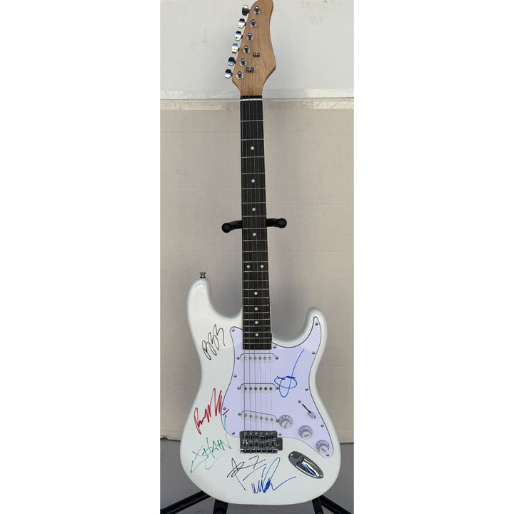 Linkin Park Chester Bennington Mike Shinoda Rob Bourdon Joe Hahn Brad Delson Dave Farrell White Electric Stratocaster signed with proof.