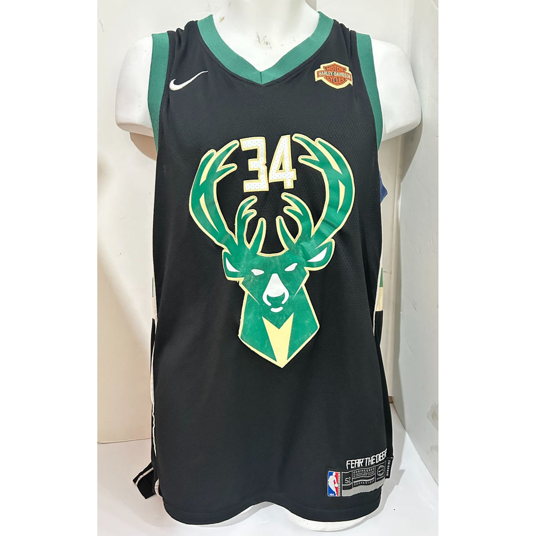 Gianis Antetokounmpo Milwaukee Bucks Nike size 52 game model jersey signed with proof