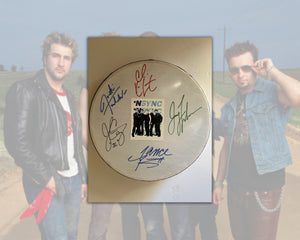 Justin Timberlake, Chris Kirkpatrick, Joey Fatone, Lance Bass and JC Chasez NSYNC 14-in tambourine signed with proof