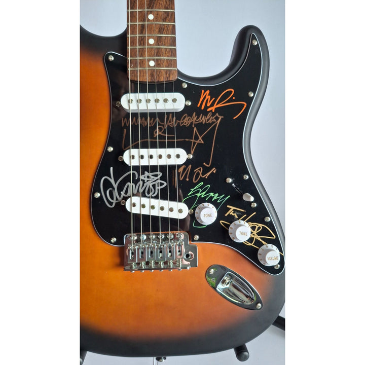Michael Hutchence, Garry Gary Beers,  Jon, Andrew, Tim Farriss, INXS, Fender Stratocaster electric guitar signed with proof