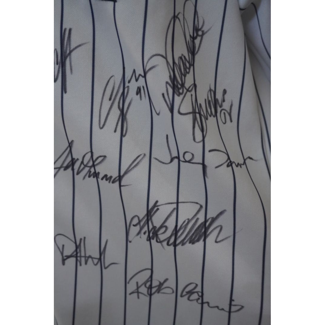 2009 New York Yankees Derek Jeter, Mariano Rivera, Hideki Matsui, World Series champions team signed jersey with proof