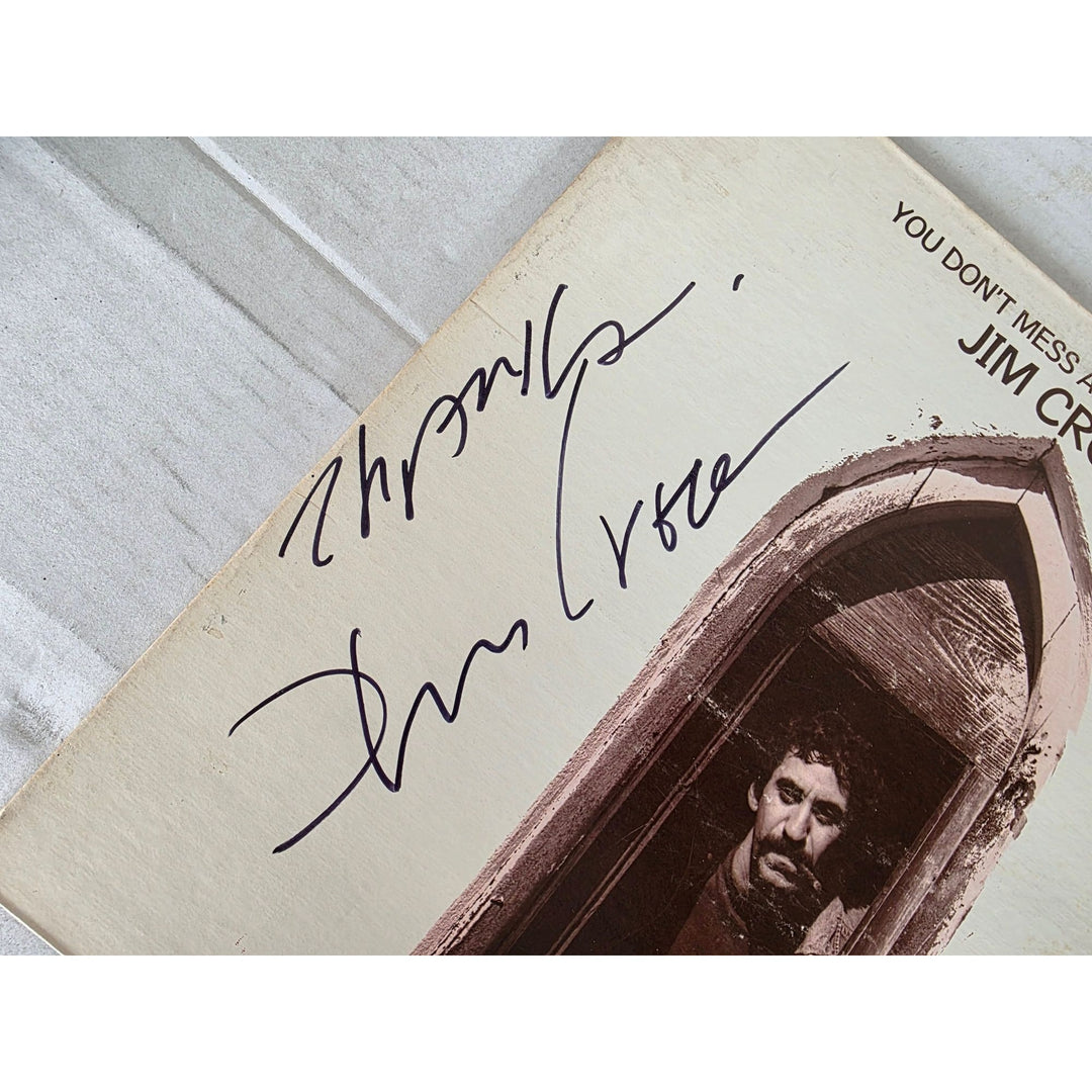 Jim Croce ''You don't mess around with Jim'' LP signed with proof.