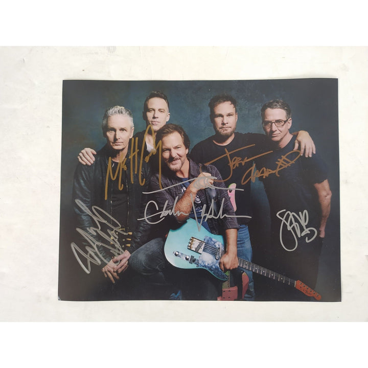 Eddie Vedder Pearl Jam complete band signed 8x10 photo with proof Awesome Artifacts