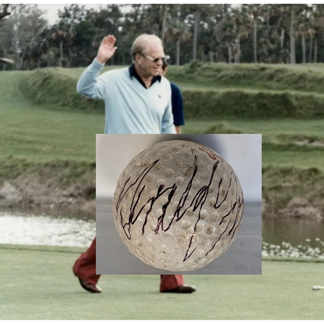 Gerald Rudolph Ford Jr. (39) vintage golf ball signed with proof and free display case