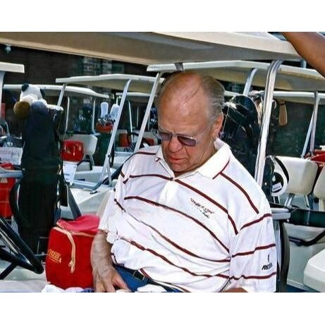 Gerald Rudolph Ford Jr. (39) vintage golf ball signed with proof and free display case