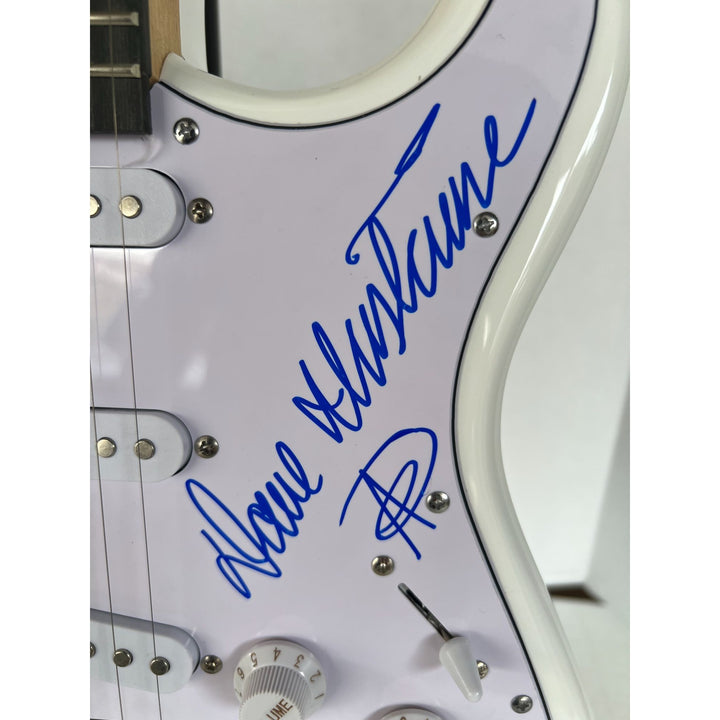 Metallica James Hetfield Kirk Hammett Jason Newsted Dave Mustaine Lars Ulrich startocaster electric guitar signed with proof
