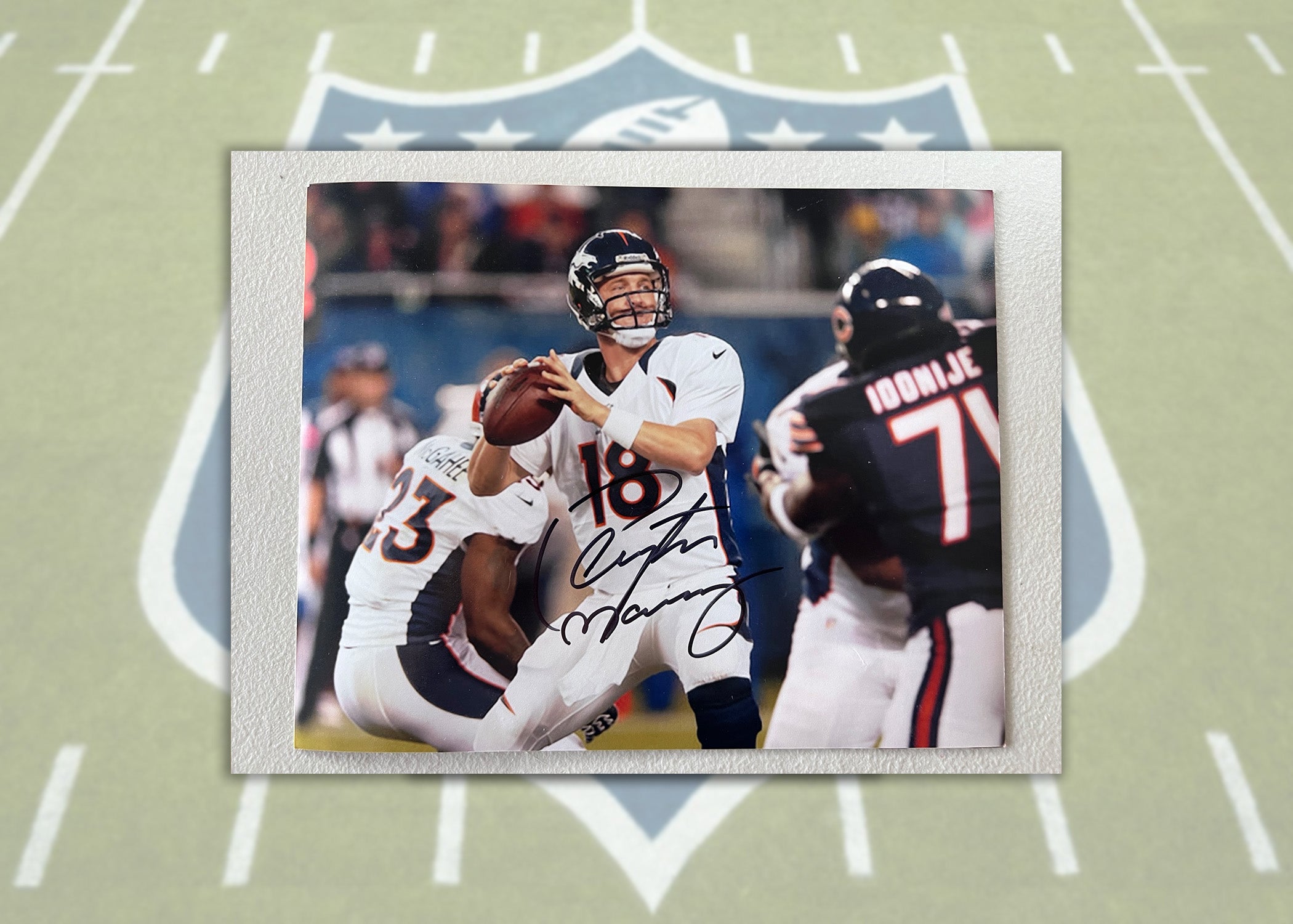 Peyton Manning Denver Broncos 8x10 photo signed with proof