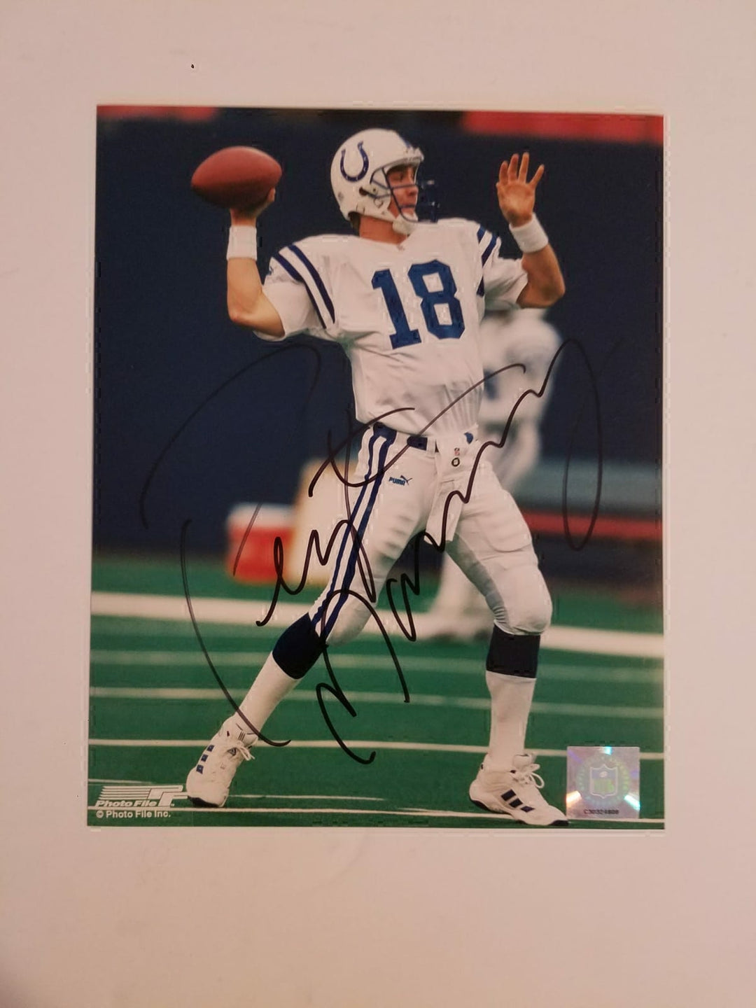 Peyton Manning Indianapolis Colts 8x10 signed with proof