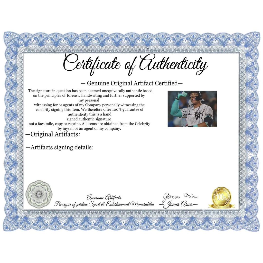 New York Yankees, Aaron Judge, 5x7 photo, signed, with proof Awesome Artifacts