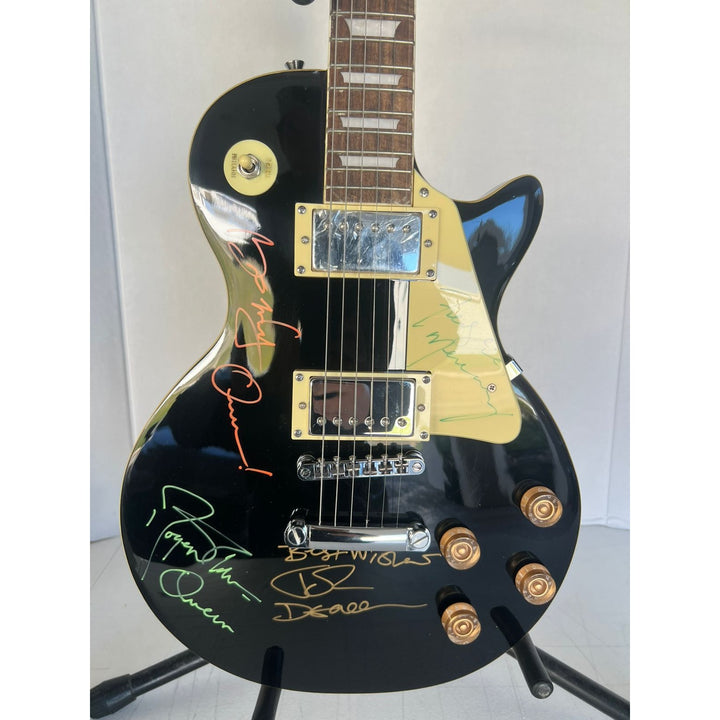 Queen Freddie Mercury Roger Taylor Brian May John Deacon vintage Les Paul signed with proof