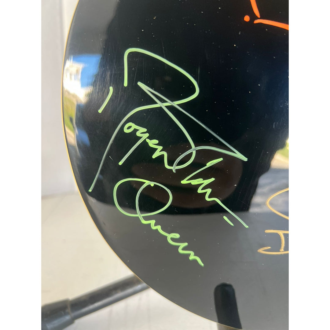 Queen Freddie Mercury Roger Taylor Brian May John Deacon vintage Les Paul signed with proof