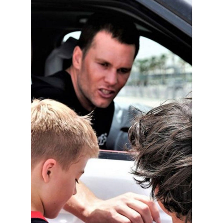 Tom Brady New England Patriots Nike size L signed with inscription & proof