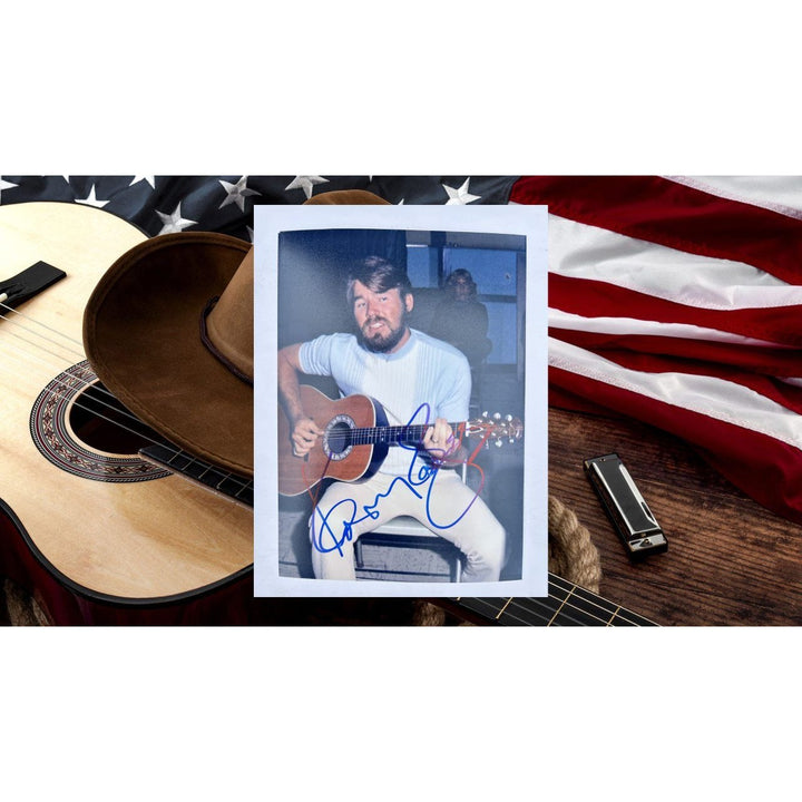 Kenny Rogers Country Music Legend 5x7 Photo signed with proof.