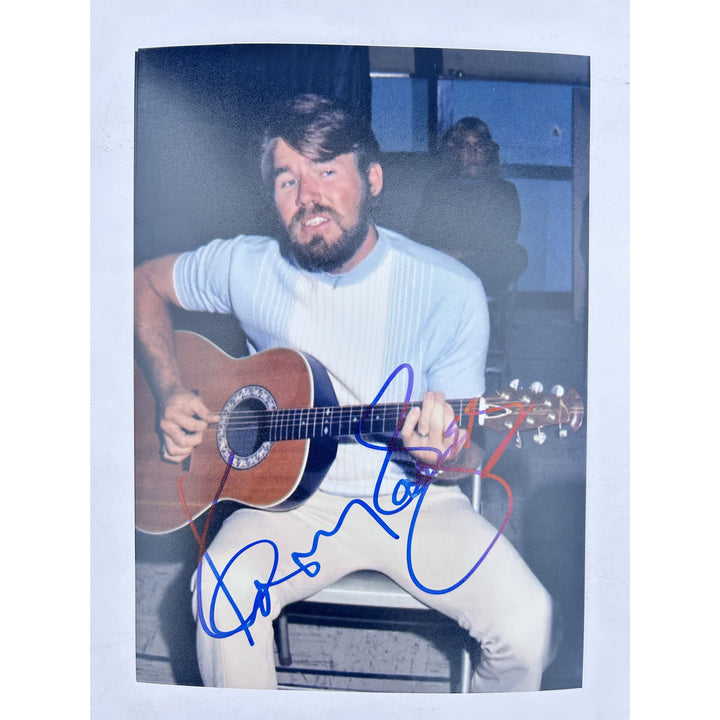 Kenny Rogers Country Music Legend 5x7 Photo signed with proof.