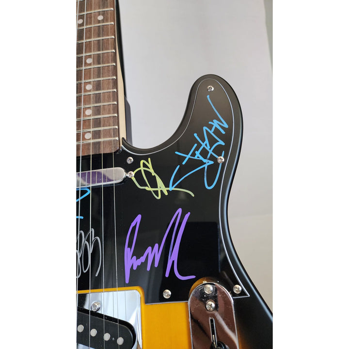 Chester B, Mike Shinoda, Brad Delson, Dave Farrell, Joe Hahn, Rob Bourdon Linkin Park authentic Fender telecaster electric guitar signed