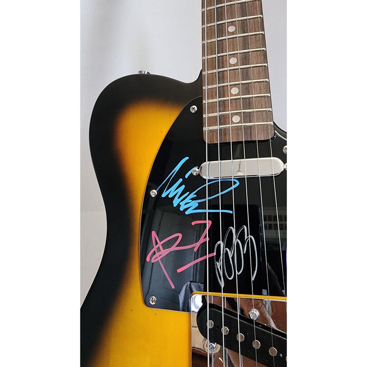 Chester B, Mike Shinoda, Brad Delson, Dave Farrell, Joe Hahn, Rob Bourdon Linkin Park authentic Fender telecaster electric guitar signed