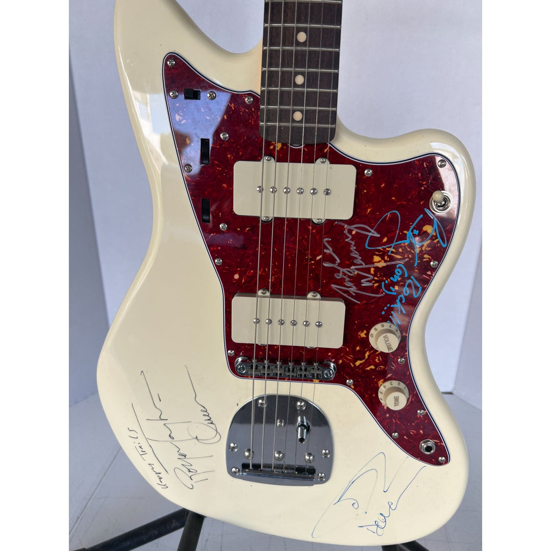 Queen Freddie Mercury Roger Taylor Brian May John Deacon Fender Melody Maker electric guitar signed with proof