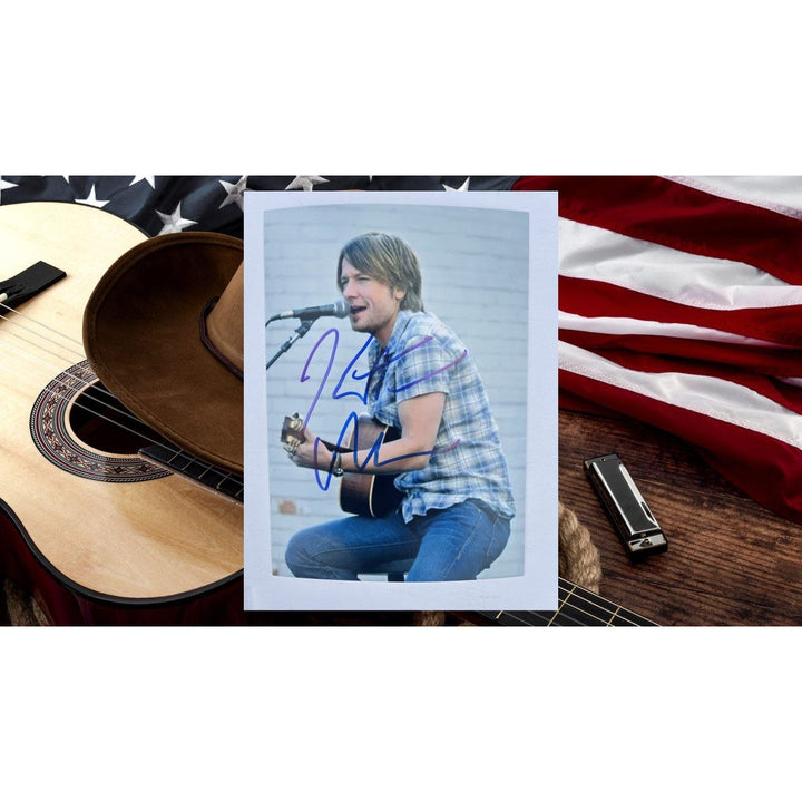 Keith Urban Country Music Legend 5x7 Photo signed with proof.