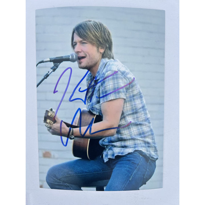 Keith Urban Country Music Legend 5x7 Photo signed with proof.