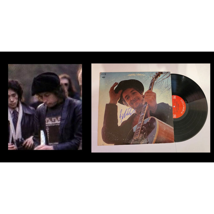Bob Dylan "Nashville Skyline" LP signed with proof.