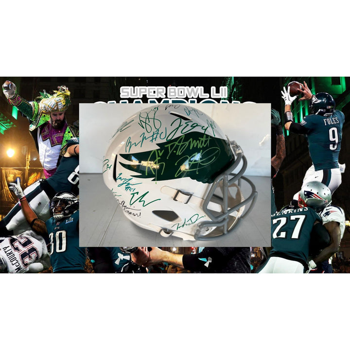 Philadelphia : Eagles full size helmet 24-35 team Superbowl champs signed with proof