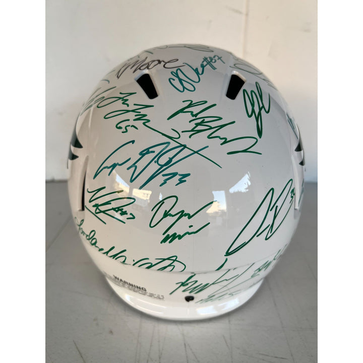 Philadelphia : Eagles full size helmet 24-35 team Superbowl champs signed with proof