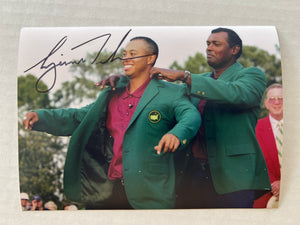 Tiger Woods 5x7 photograph signed with proof w/free acrylic frame IV