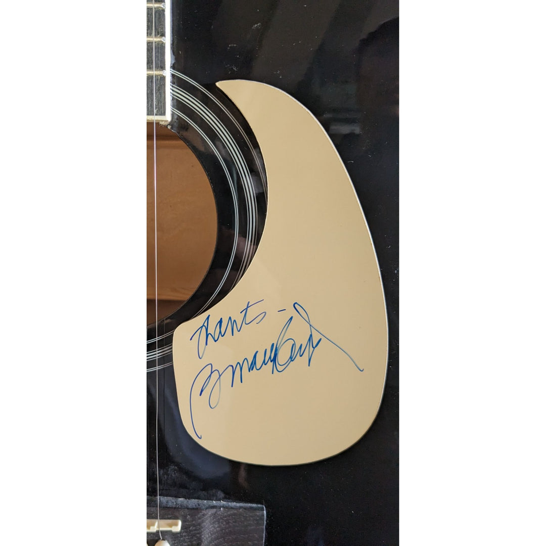 Bonnie Rait 41' full size acoustic guitar signed with proof