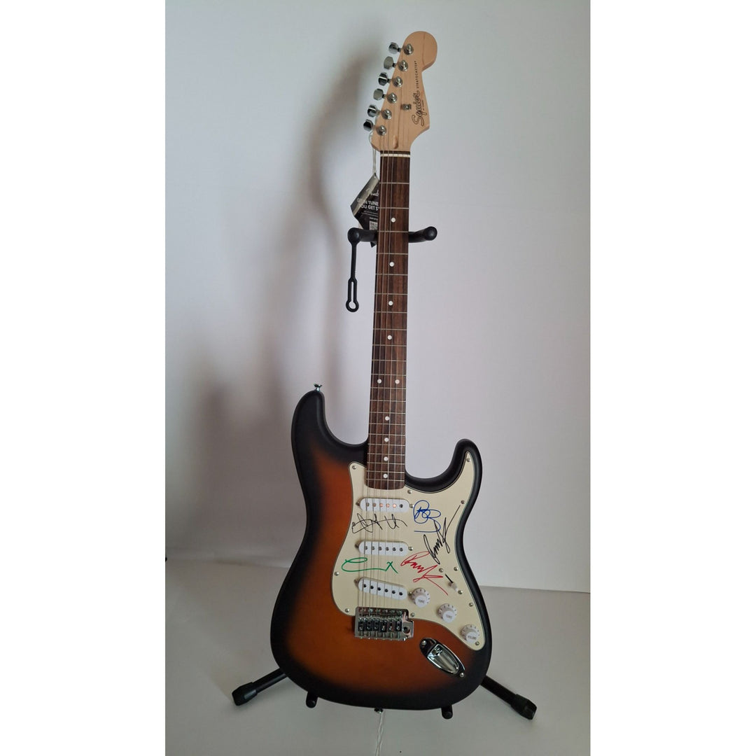 Linkin Park, Chester B, Mike Shinoda, Brad Delson, Dave Farrell, Joe Hahn, Rob Bourdon, Fender telecaster electric guitar signed with proof