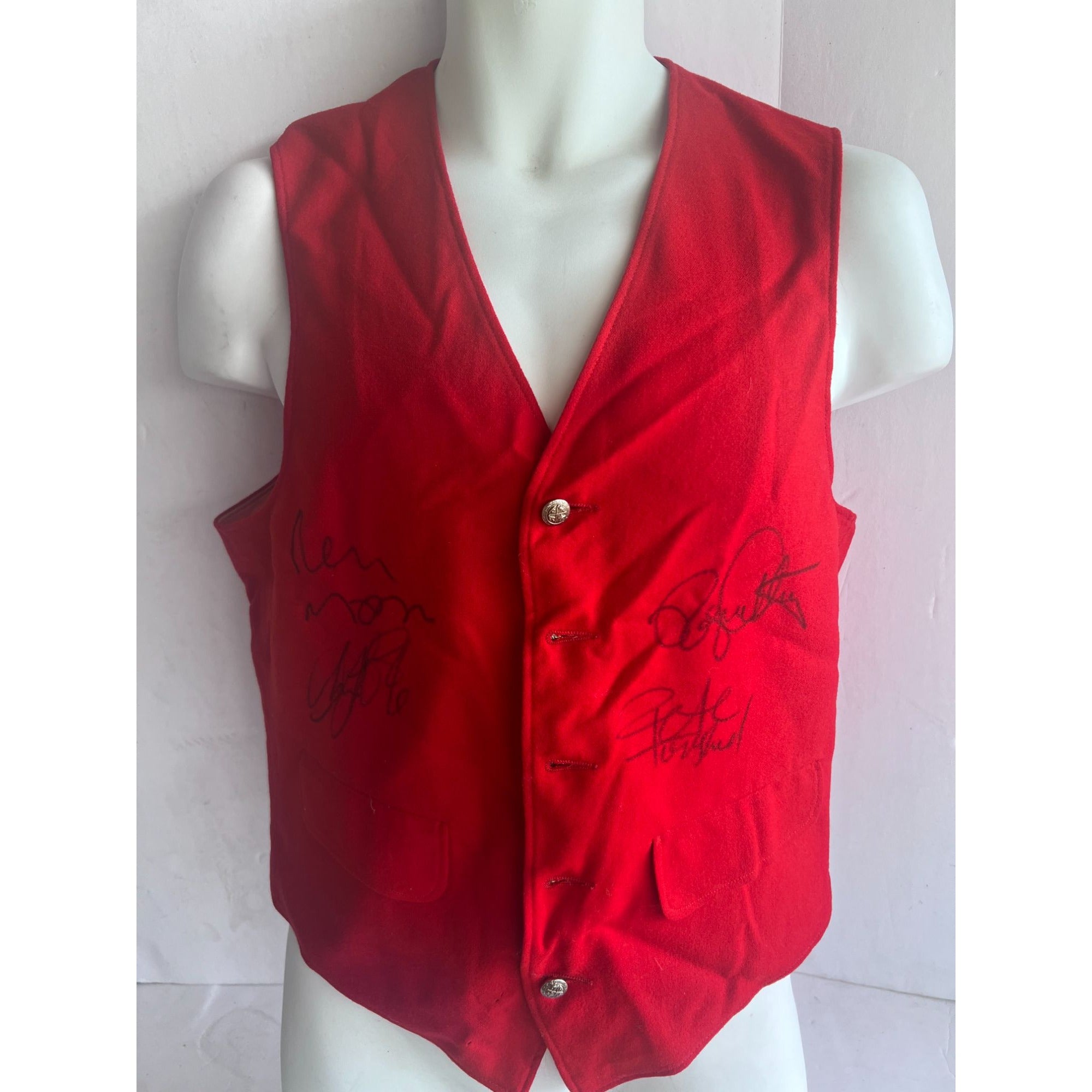 The Who Keith Moon Pete Townshend Roger Daltrey John Entwistle vintage red vest signed with proof