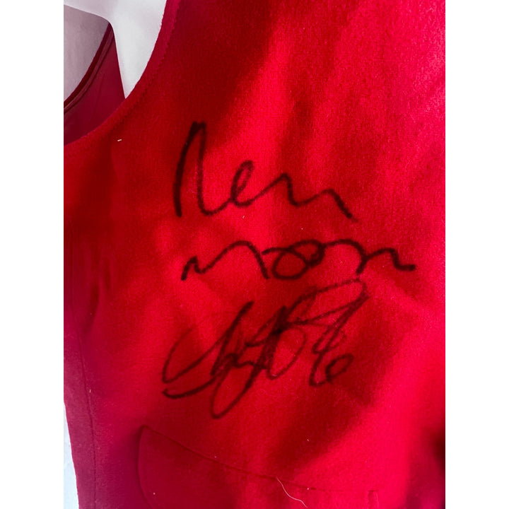 The Who Keith Moon Pete Townshend Roger Daltrey John Entwistle vintage red vest signed with proof