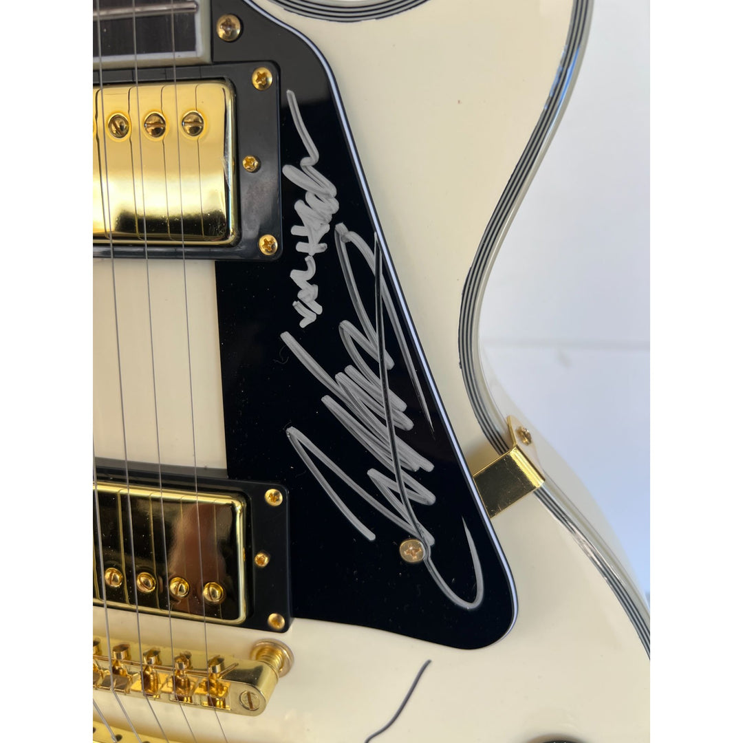 Van Halen vintage white les paul electric guitar Eddie & Alex Van Halen, Michael Anthony, David Lee Roth Sammy Hagar signed with proof..