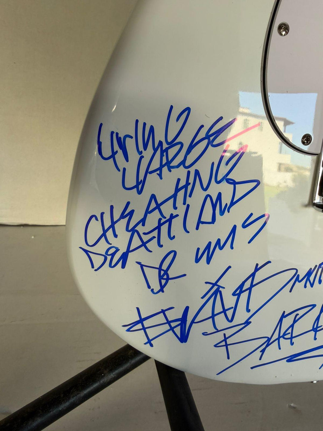 Blink 182 Travis Barker signed with inscription, Mark Hoppus, Tom DeLonge , Matt Skiba stratocaster electric guitar signed with proof