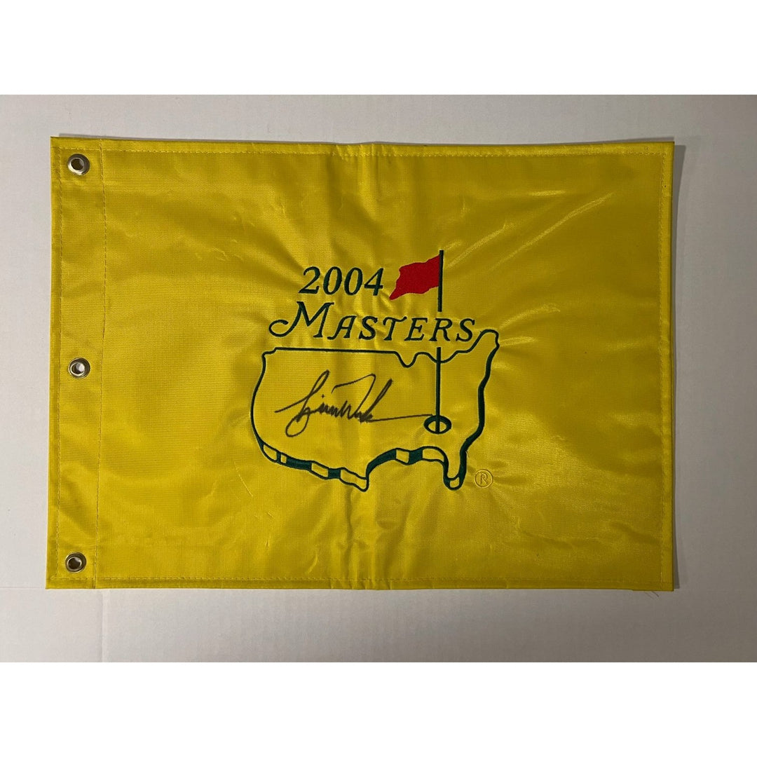 Tiger Woods 2004 Masters Champion embroidered 2004 Master Golf flag signed with photo proof