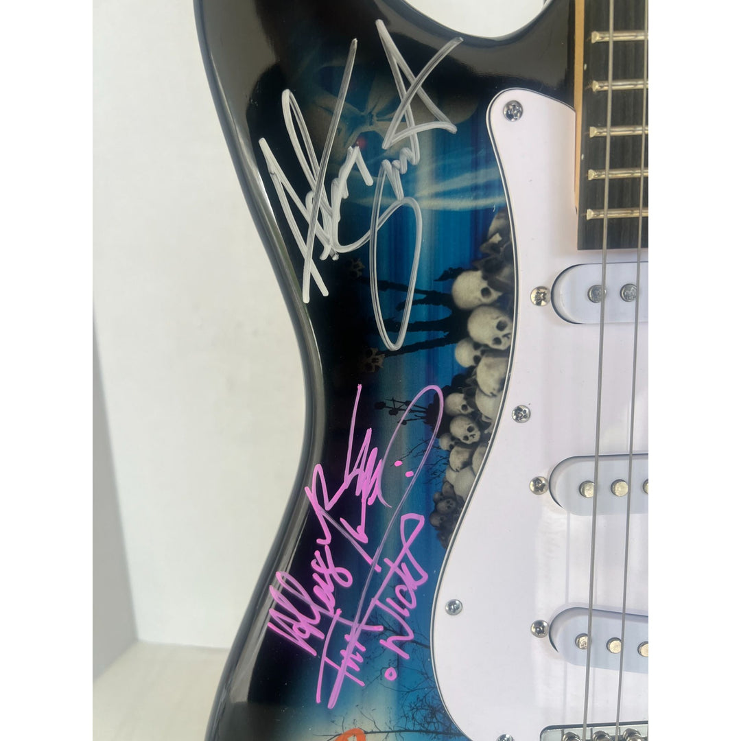 Iron Maiden Bruce Dickinson Steve Harris Adrian Smith Dave Murray Neko McBrain Janick Gers with band artist unique skull Heavy Metal guitar