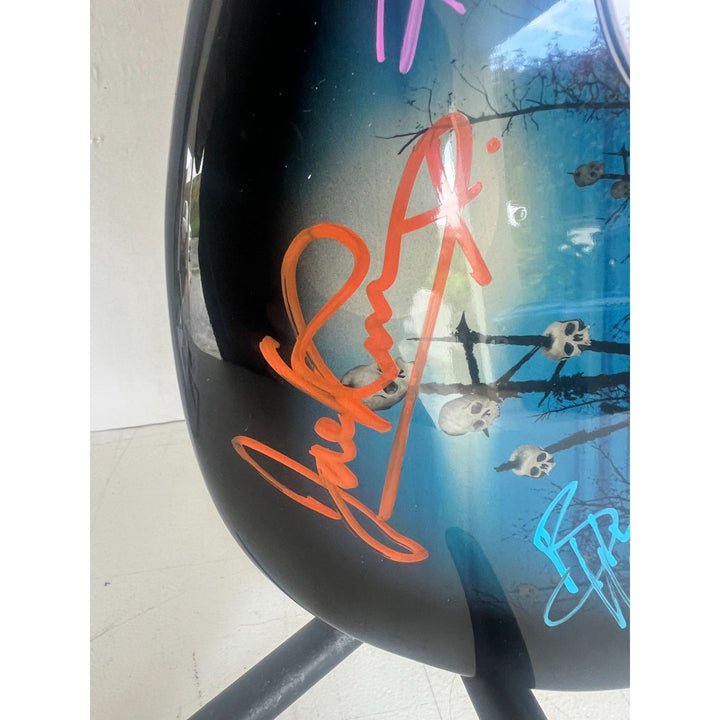 Iron Maiden Bruce Dickinson Steve Harris Adrian Smith Dave Murray Neko McBrain Janick Gers with band artist unique skull Heavy Metal guitar