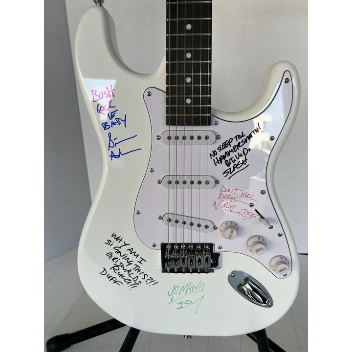 Vintage Guns N Roses signed electric guitar with inscriptions Axl Rose, Slash, Duff McKagan, Steven Adler,  Izzy Stradlin, signed with proof