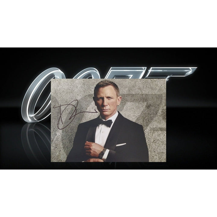 Daniel Craig, "James Bond", 007, 5x7 photo, signed with proof