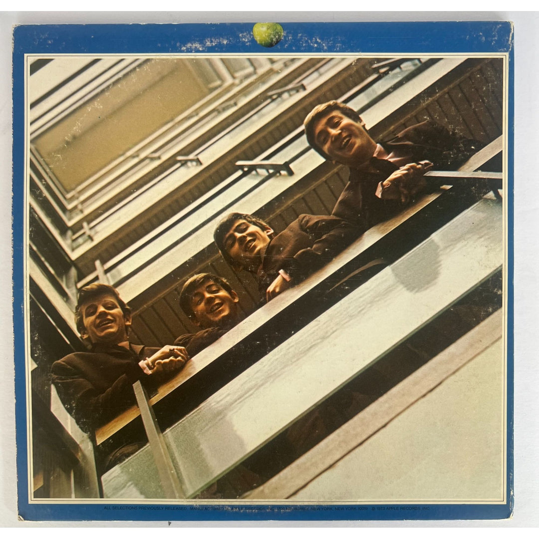 The Beatles "1967-70" original lp signed by John Lennon George Harrison Paul McCartney, and Ringo Starr with proof