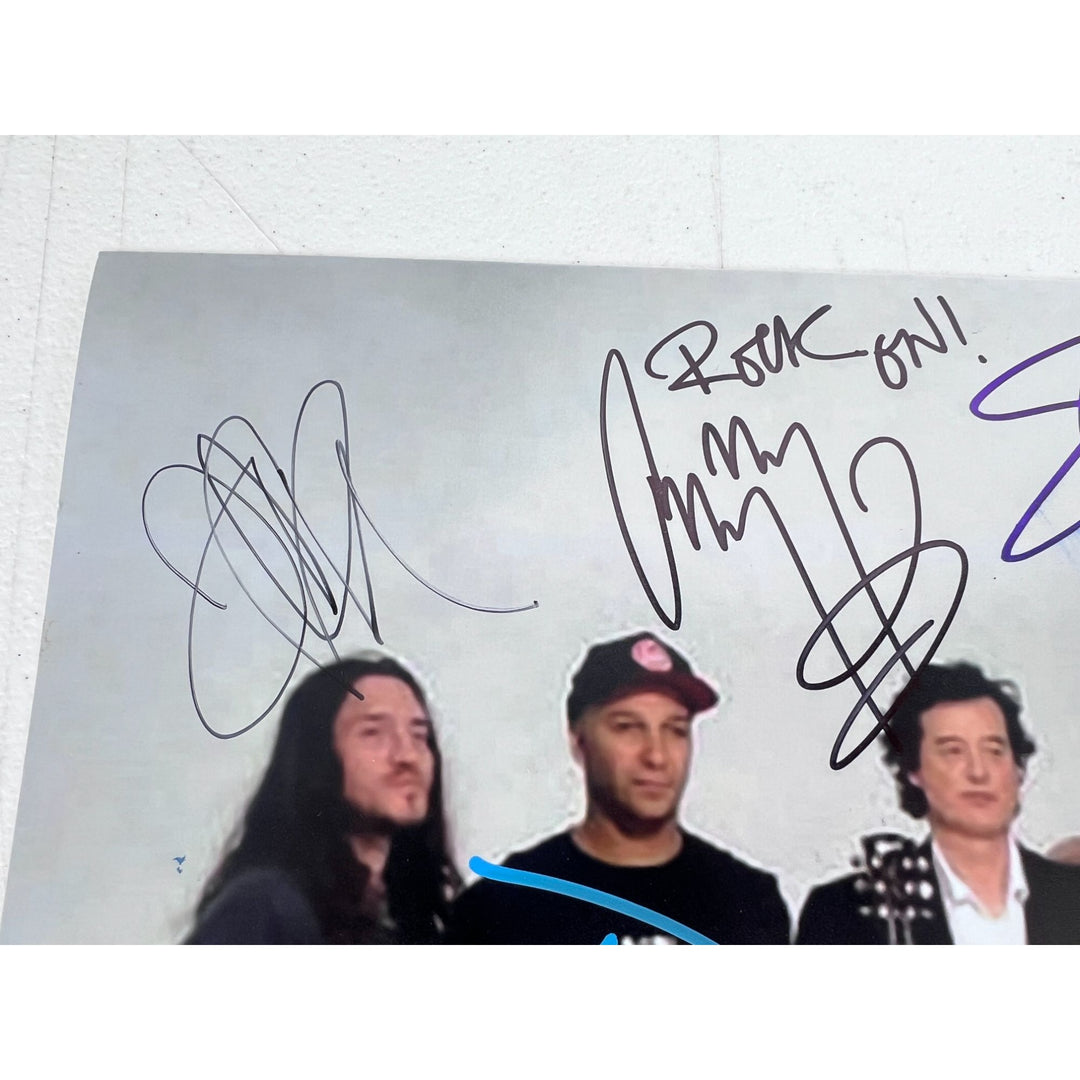 John Frusciante, Slash, Tom Morello, Jimmy Page, Joe Perry, Dean DeLeo, Zakk Wylde, Daron Malakian, James "Munky" Shaffer $1949.