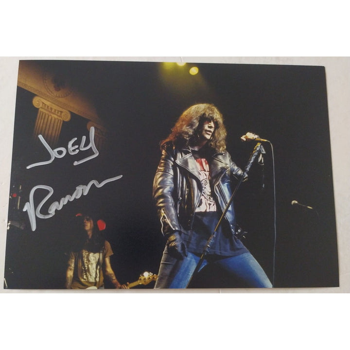 Joey Ramone, The Ramones, 5x7 photo, signed, with proof