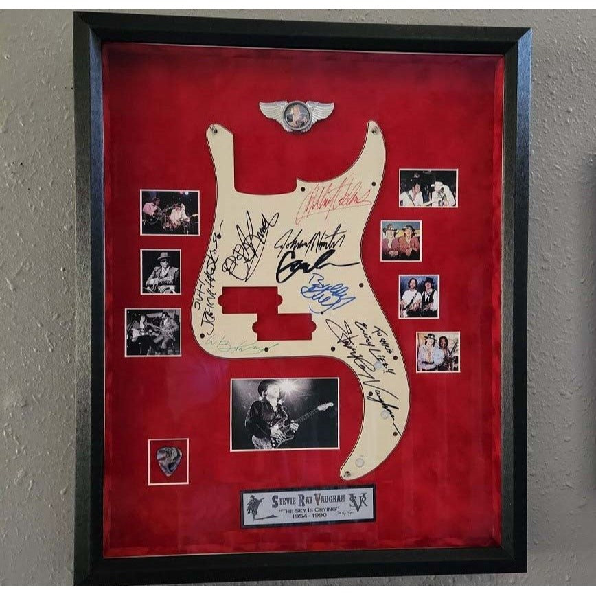 Linkin Park Chester Bennington complete band Stratocaster electric guitar pickguard signed with proof