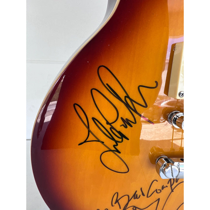 Led Zeppelin vintage les paul Jimmy Page, Robert Plant, John Paul Jones signed with proof.