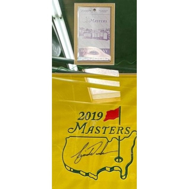 Tiger Woods 2019 Masters golf pin flag signed and framed with proof