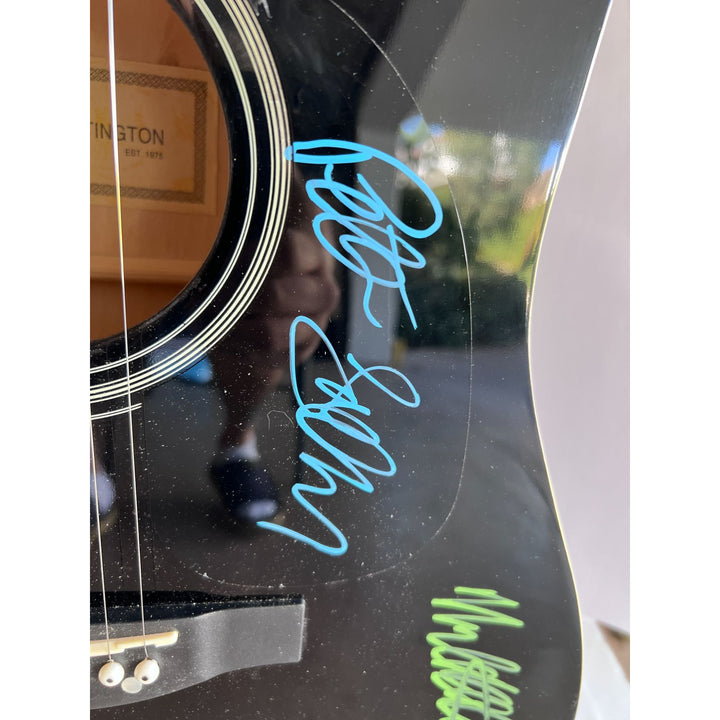 Stevie Nicks Peter Green Mick Fleetwood John and Christy McVie Lindsay Buckingham Fleetwood Mac full size acoustic guitar signed with proof