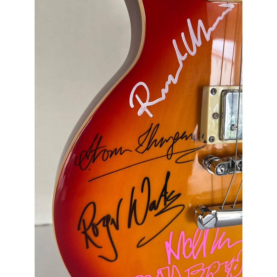 David Gilmour, Roger Waters, Nick Mason, Richard Wright, Storm Thorgerson Pink Floyd Cherry Les Paul electric guitar signed