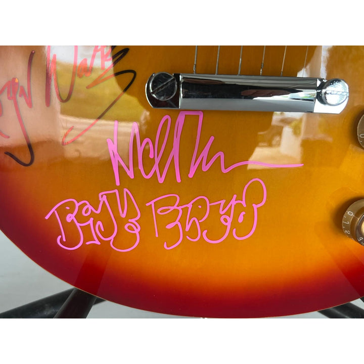David Gilmour, Roger Waters, Nick Mason, Richard Wright, Storm Thorgerson Pink Floyd Cherry Les Paul electric guitar signed