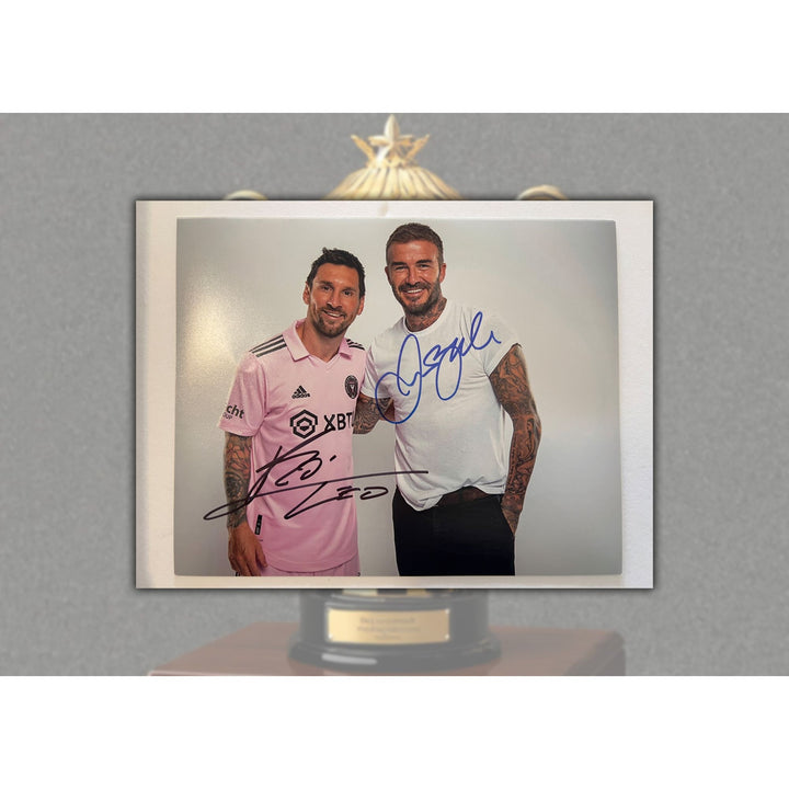 Lionel Messi, David Beckham soccer Legends 8x10 photo signed by with proof