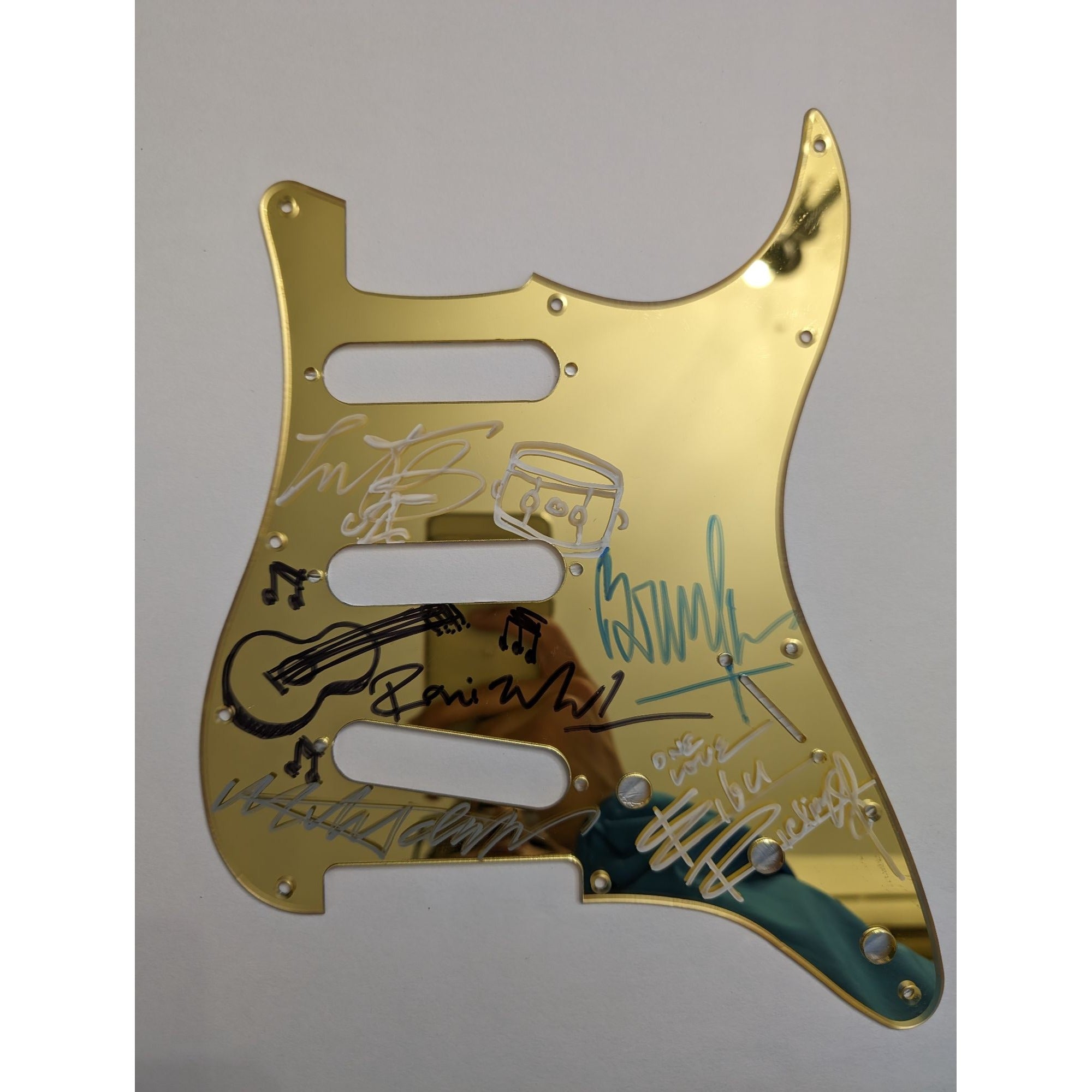 Bill Wyman Keith Richards Mick Jagger Charlie Watts Ronnie Wood Fender Stratocaster electric guitar pickguard signed with proof