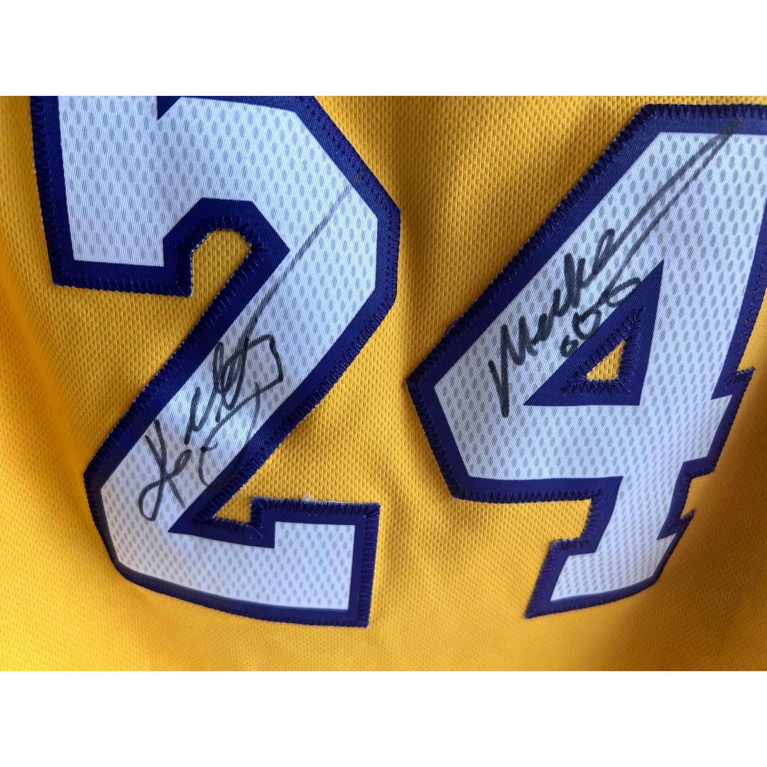 Los Angeles Lakers jersey Kobe Bryant "Mamba Out " inscribed & signed with proof